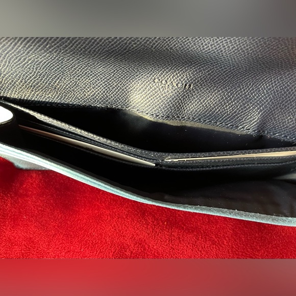 Coach Wallet - Cross Grain Leather in Blue - Picture 5 of 16
